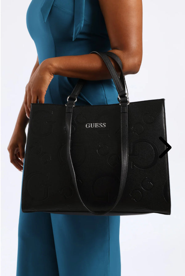 תיק  Guess